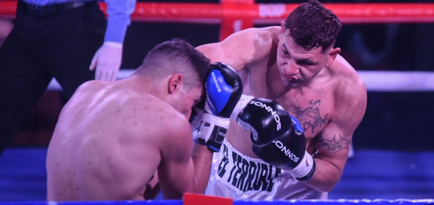 Cóceres destroyed Rosalez in two rounds