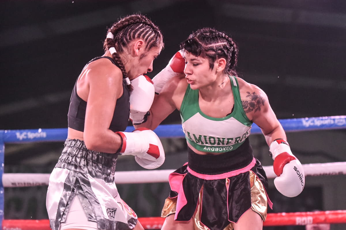  Tamara Demarco vs. Anahí López - Fotos: Boxeo de Primera /// Argentina Boxing Promotions, de Mario Margossian